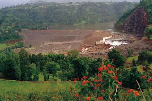 Dam Core Clay Laying & Compaction Checks